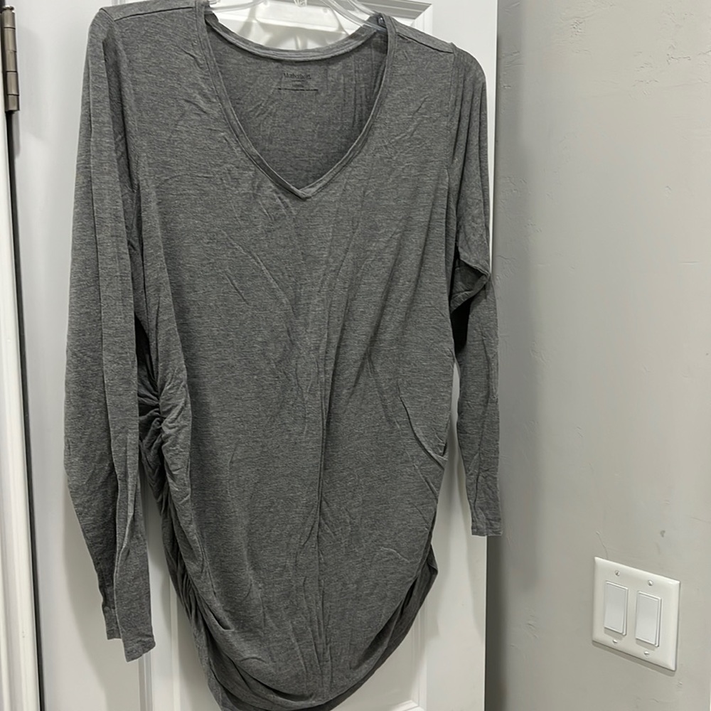 Motherhood Maternity Womens grey 3/4 Sleeve Top